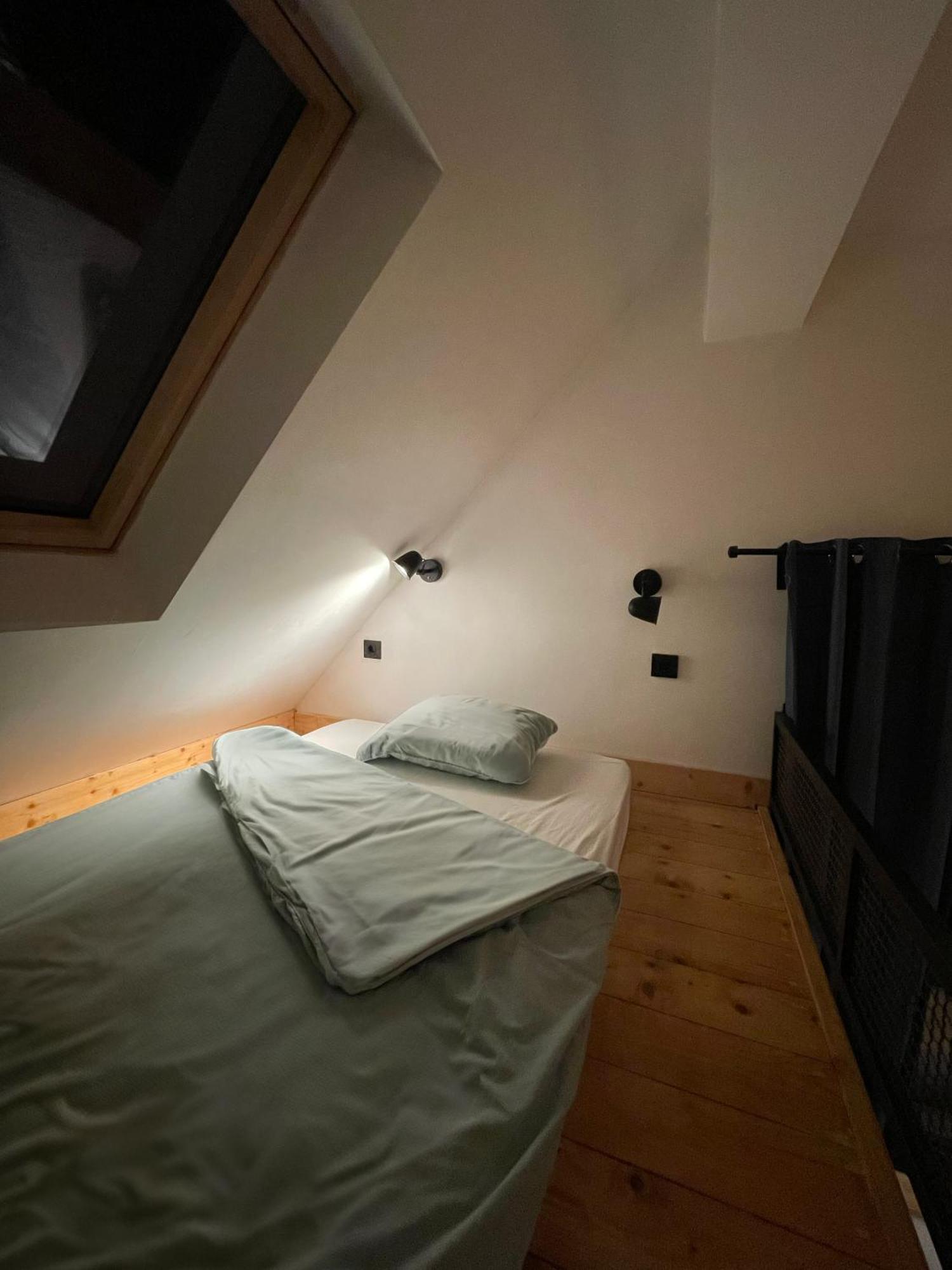 Montana Hotel Lisina ภายนอก รูปภาพ
