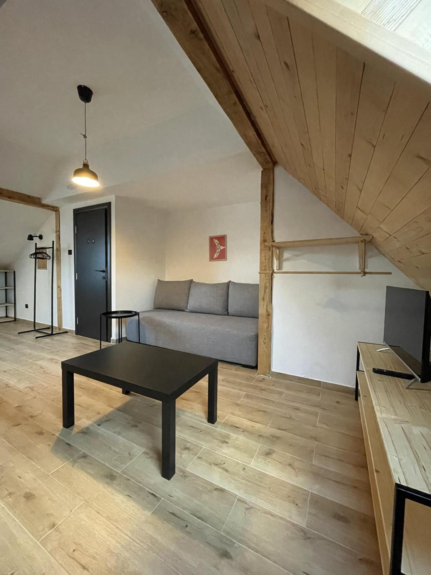 Montana Hotel Lisina ภายนอก รูปภาพ