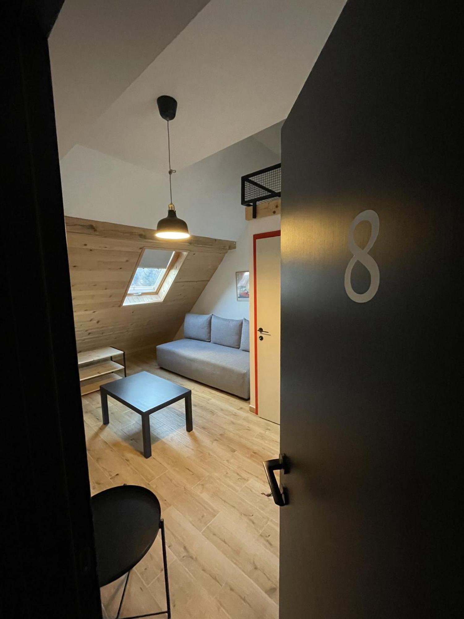 Montana Hotel Lisina ภายนอก รูปภาพ